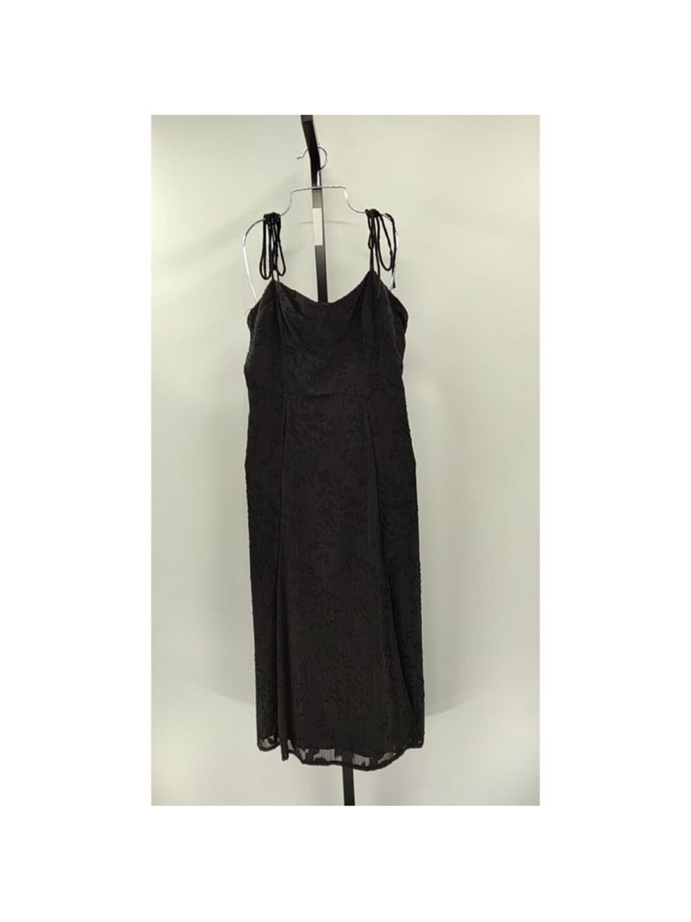 Lulu's Black Floral Jacquard Tie-Strap Midi Dress - Picture 7 of 7